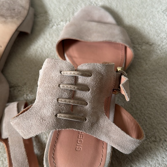 Sigerson Morrison Riva Ankle Strap Suede Sandals Cork Heel Neutral Greige sz 8 - Picture 4 of 9